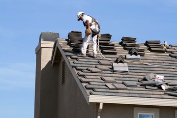How to Write a Roofing Contractor Job Description